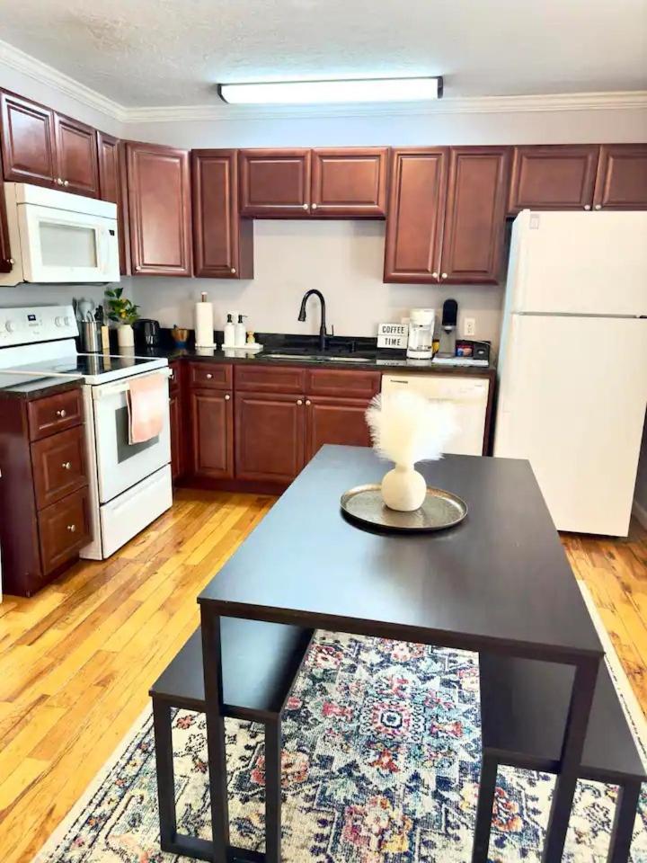 Cozy 2 Bedroom Townhouse Near Lake And Restaurants Guntersville Eksteriør bilde